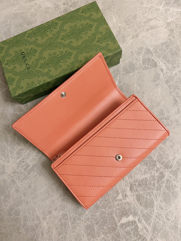 グッチ財布 レプリカ内部構造